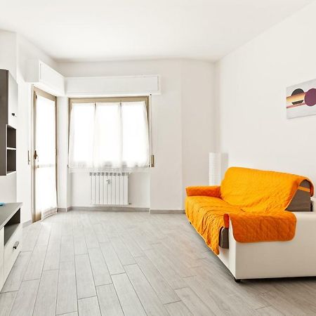 Renewed Balcony Flat With Green Garden Milano Ngoại thất bức ảnh