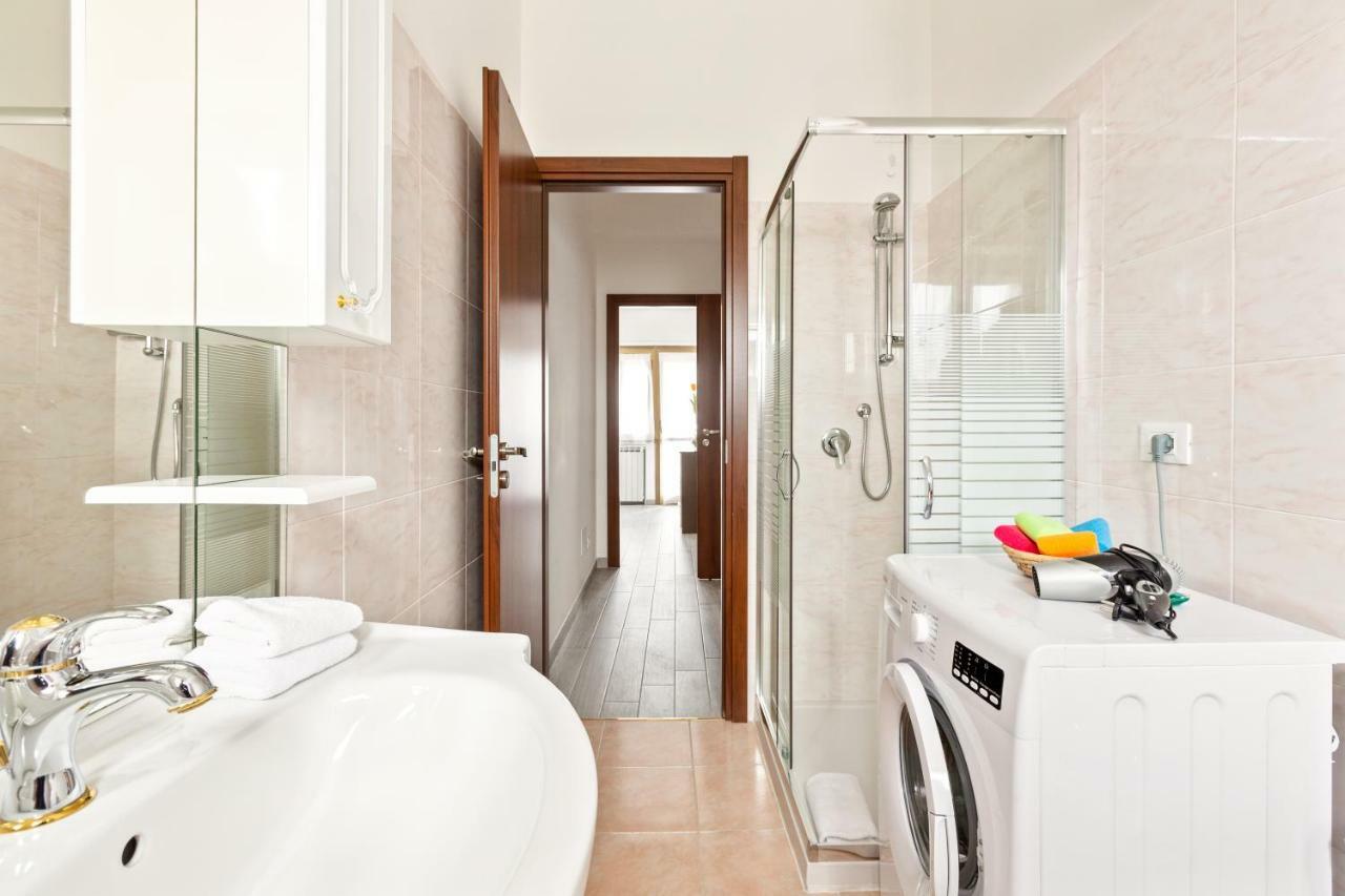 Renewed Balcony Flat With Green Garden Milano Ngoại thất bức ảnh