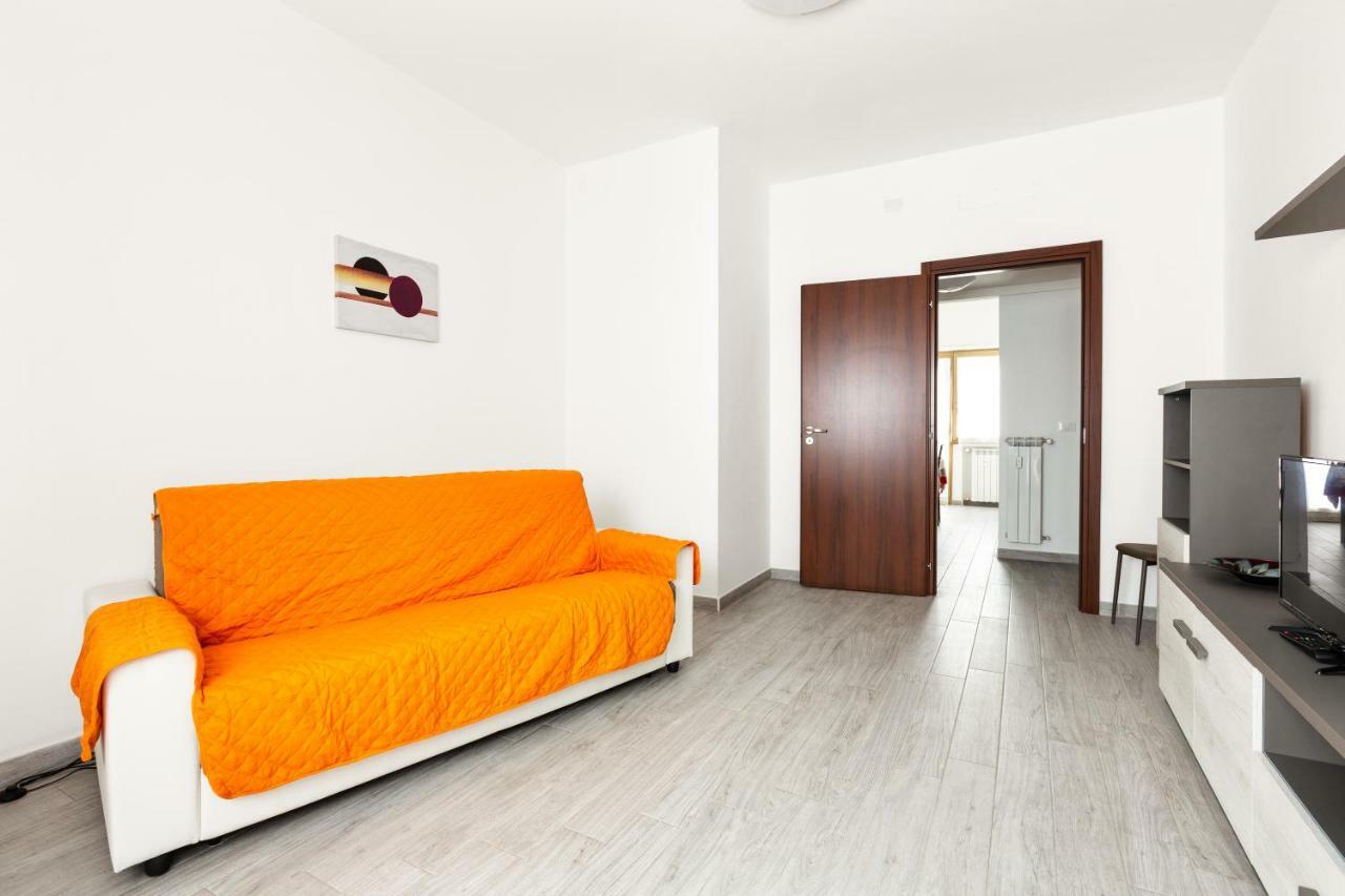 Renewed Balcony Flat With Green Garden Milano Ngoại thất bức ảnh